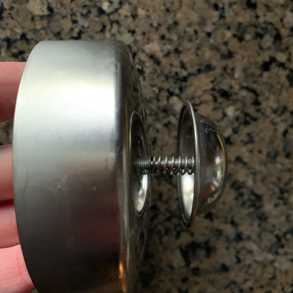 Pampered chef Cut’n Seal “Uncrustable maker” (3.5”
Small/medium) - Picture 4 of 6